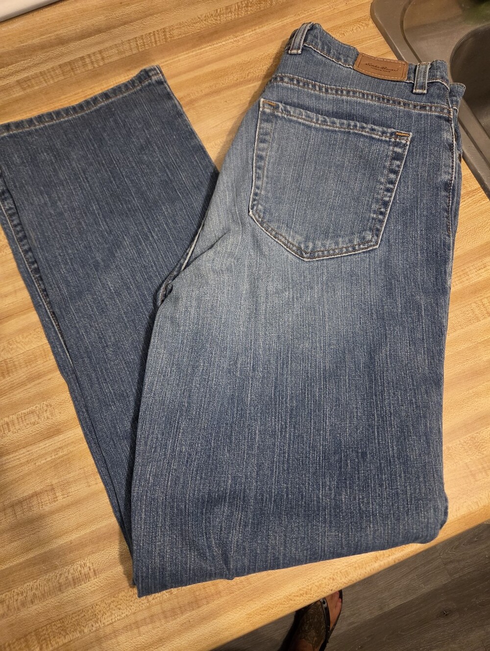 Eddie Bauer EUC Denim Medium Wash Jeans Size 14 Regular